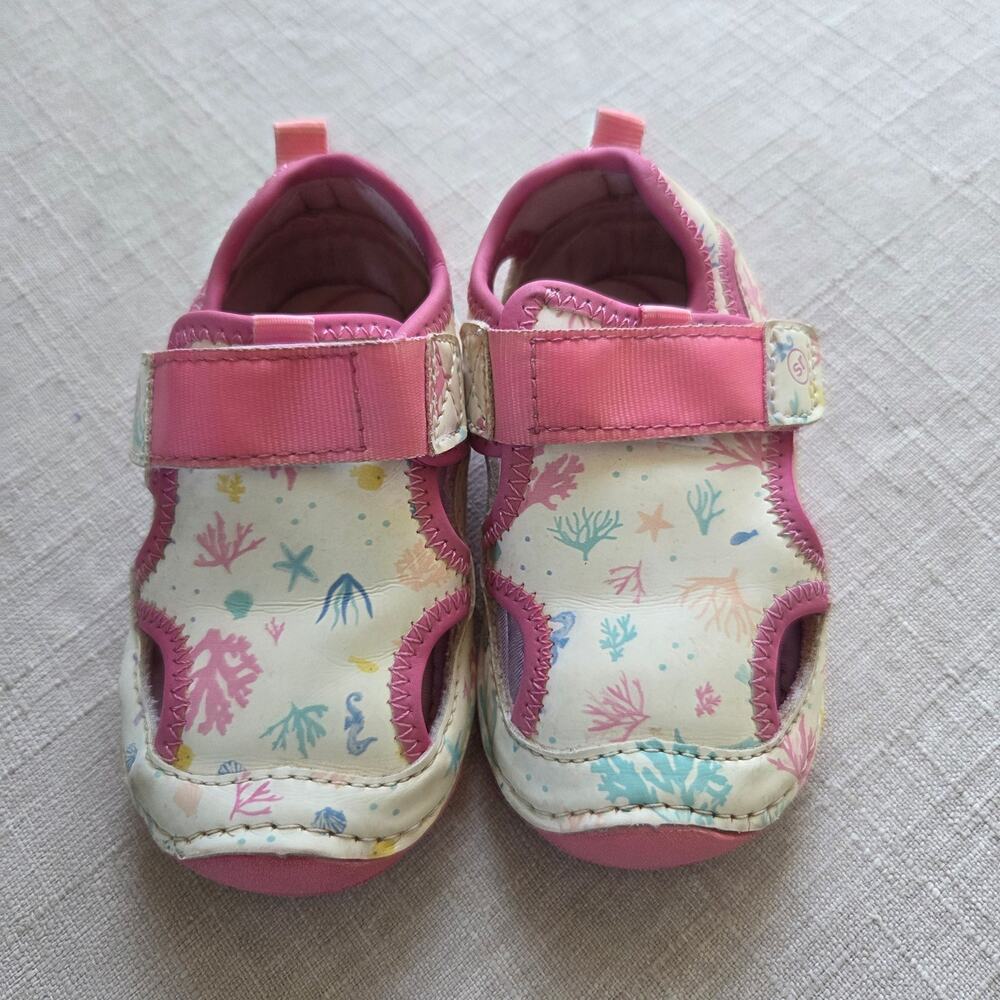 Stride Rite Splash Sandals - Picture 2 of 7